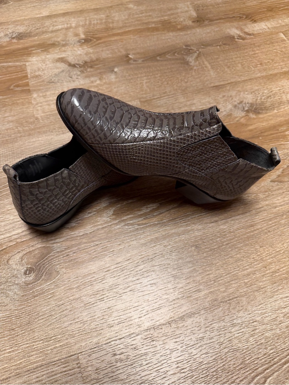 Stacy Adams Men’s 10M Brown Croc Embossed Leather Cuban Heel Ankle Boots